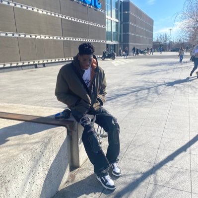 AvaZlucifero's profile picture. 