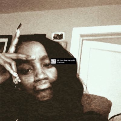 xox_quel's profile picture. 