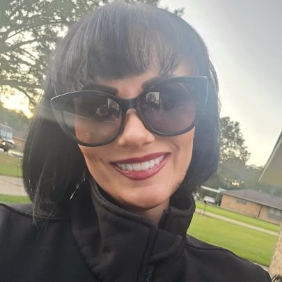 ChrissieS89's profile picture. 🎀 Harlow's Mommy 🎀
I am living proof that lightning can strike twice. The struggle is only part of a bigger story.