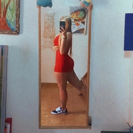 21 años🌼 / Futura profesora y licenciada🎨❤️