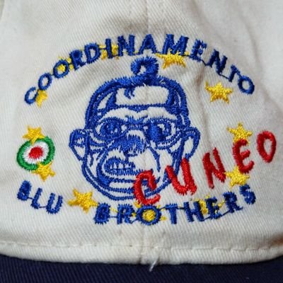 CSWS8NPT9o8334's profile picture. 中高バレー部。89WCから観戦。Jリーグ発足を機に、バレーセリエAを知り、「日本のバレーもサッカーみたいにならないかな」と。しばらく遠ざかっていたが、24パリ前の代表の躍進、石川のイタリアでの活躍とSV発足で再び。