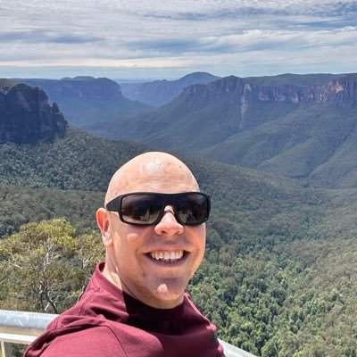 Lead Software Developer. @essendonFC supporter. Passionate SuperCoacher