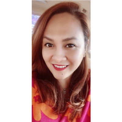 pollyamora_'s profile picture. Drummer. Traveler. Bookworm. Polyglot. Geek. #LeaveNoTrace. Caffeine based life-form trying to elevate small talk to medium talk. G?