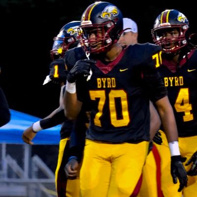 6’3 235 Douglas bryd high Nc - left tackle /de-, 40 time :4.9 ,bench-225 , squat -435 deadlift - 455 gpa-2.7 phone 4722484353