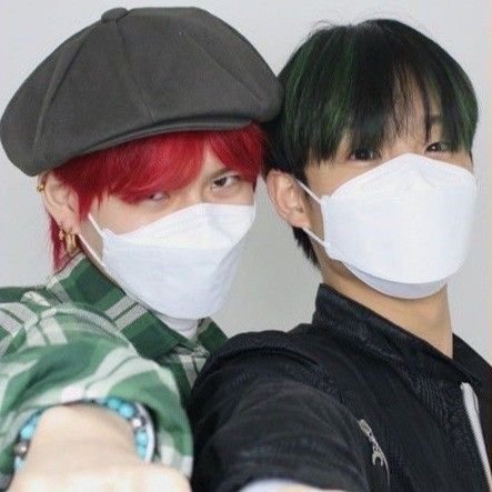 pluvio0phi1le's profile picture. i like rain, revehours, and yujimori