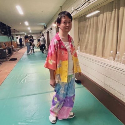 ブタジ #butaji 音楽 'True Colors'out now. 次回ライブ→9/7 神保町・試聴室ワンマン contact→ butaji@icloud.com インスタbutaji_insta