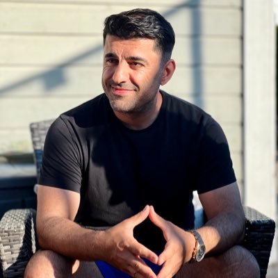 Hazaraskari's profile picture. Hazar Askari is a Frontend engineer with a great passion for javascript. Public tech speaker and trainer.