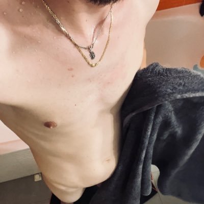 🔞🏳️🌈 Bi vers | Fetish & kink lover | Solo & public play | Custom vids DM me. Watch, like & enjoy 😈 @dirtydogstories✍️