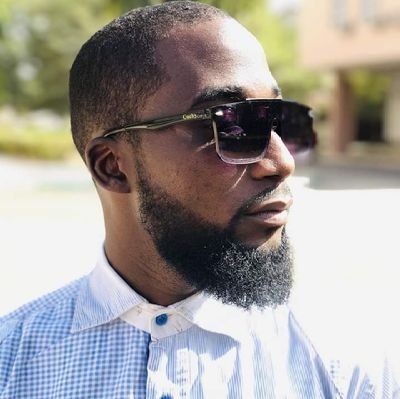 Muslim 🕌 || Northerner 🧭 || ABU Alumnus 🎓|| FC Barcelona ⚽ ||
Kaftans and Babbar Riga (Dilala Couture) 🪡🧵✂️ ~ DM for Inquiries