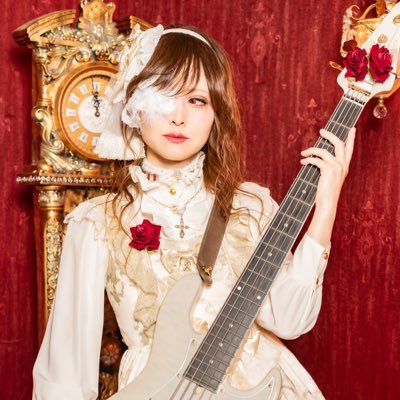 耽美なものを愛します / Bass & Programming / 甘い断頭台 (@AMAIDANTOUDAI) / MARIA’N†ROSA〈休止中〉/ 演奏動画 → https://t.co/K3GzwVsm6b