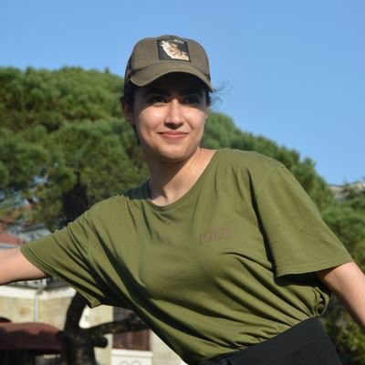 banurtn's profile picture. 