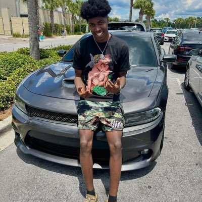 quezzStampedd's profile picture. IG- queztooofficial