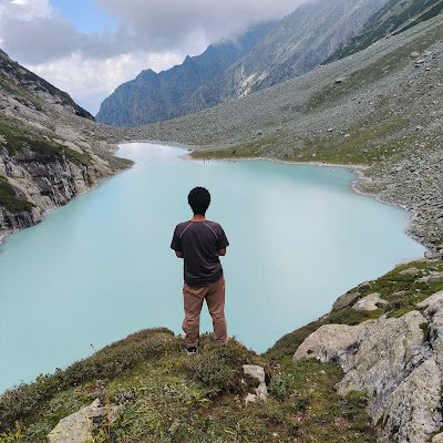 NazirFehad's profile picture. bio