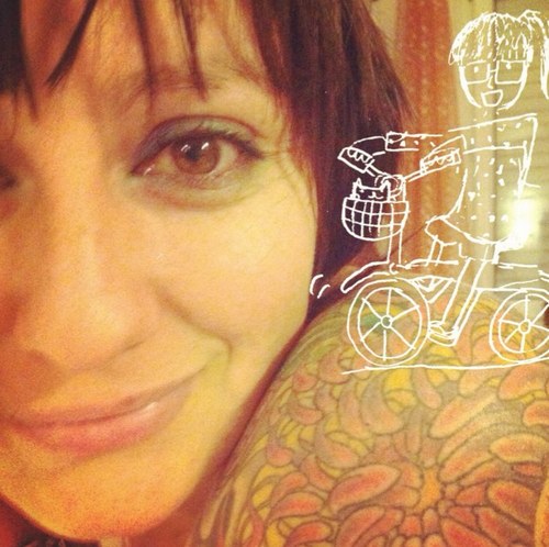 RojiYang's profile picture. Appassionata alla vita e a tutto ció che mi circonda. Felice moglie di Stefano e gioiosa mamma di Daniele e Viola e della gatta Amélie!!! :) Instagram: rojiyang