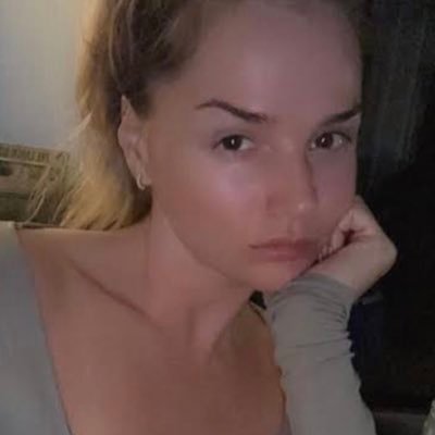 debbiehus53's profile picture. 