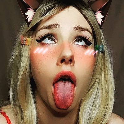 (。☌ᴗ☌。)✧ 🐾 slutty kitten | spooky cutie 💀 | horror doll 💋
💾 bimbo.exe ✦ 💅 domme claws ✦ 💖 pink.chaos
↓ click 2 suffer (or simp) ⚡🪓