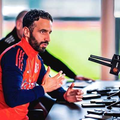 Cloud & O365 Engineer | Manchester United | #Lakeshow 💜💛 | Gamer | FIFA master