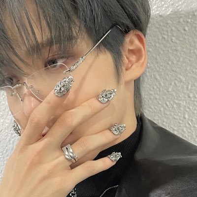 semi ia: 21 /lives in 🇵🇭/ kpop/bl stan ✨/Nomnom🥑🌊/my tiktok and IG acct.:@nikki_1003_