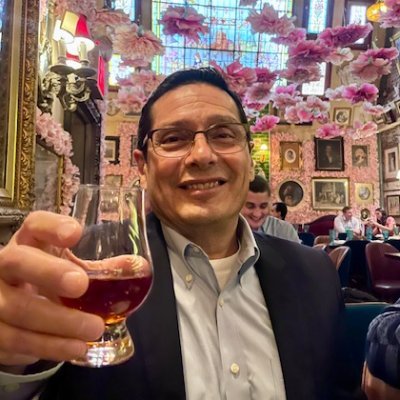 Primary care doc, Houston TX. Interests: medicine, science, democracy, God and neighbor, whiskey.