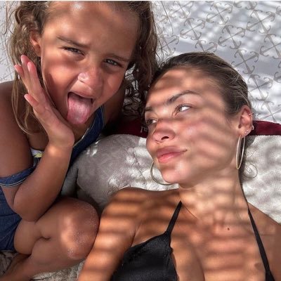 I am a single mom looking for a trustworthy man to spend the rest of my life with