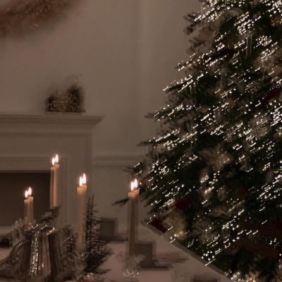 lookped4's profile picture. “ มีแต่คนสมหวังเท่านั้น ที่บอกว่าการรอคอยมันคุ้มค่า “