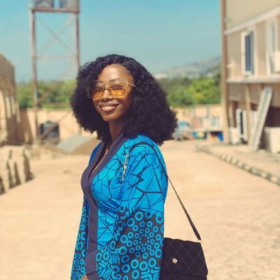 Omohkhuwa's profile picture. 5'8 Model||Fashion Enthusiast||Unisex designer||student @OAU|| IG handle - I_am_omokhuwa