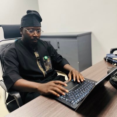 ApassaMoses's profile picture. where everything fails, Audacity will lead us home 🏡 … #chelseafan💙💙 #30bgfan 🎵