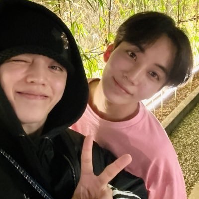 hosaesena's profile picture. # первый карат на районе алсо иногда разговариваю как обезьяна | тг канал https://t.co/YMQJGg37Ad