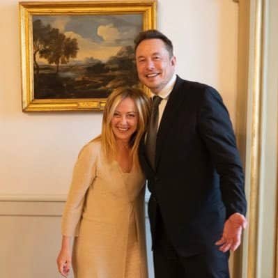 Creating captivating content for @elonmusk's social media, highlighting his visionary pursuits in @Tesla, @SpaceX, @Neuralink and @boringcompany