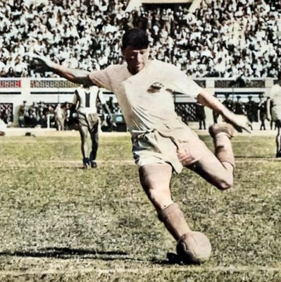 GOD First, My Mother and the U X100PRE🏆⚽️ 🇵🇪
👽 del Glorioso Universitario e Hijo de LOLO.