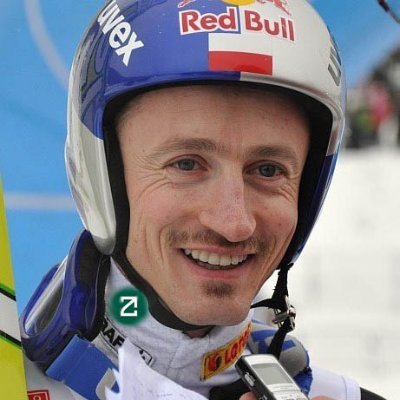 Adam Małysz polskiego krypto.
Klikam airdropy i tutaj głównie o tym.
Trejder -prześmiewcza nazwa