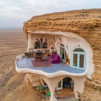 Hf38SmGnL90's profile picture. 