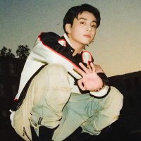 . (@lunrkv) 's Twitter Profile