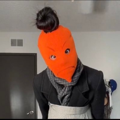 death_rae's profile picture. I like laughing and bitching 💜