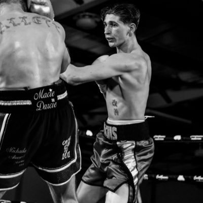 _ryanwilliams44's profile picture. 4-0 professional Boxer