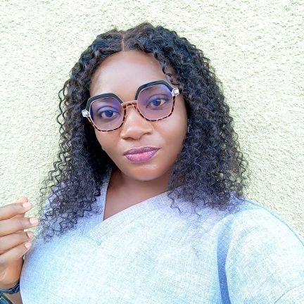 Fashion designer, YouTuber,Humanist.
True crime YouTuber
Sewing channel- Stylebymotunze
True Crime channel - True Crime with Jennifer