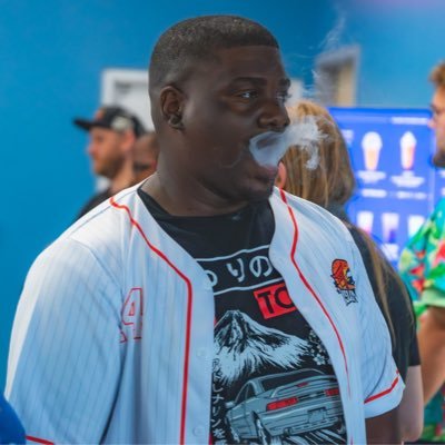 twitch streamer | competitive variety of fighting games | @FGCisland clan | use to be best baiken in NA | 65th out of 500 at ceotaku 65th out of 701 at FF!!!