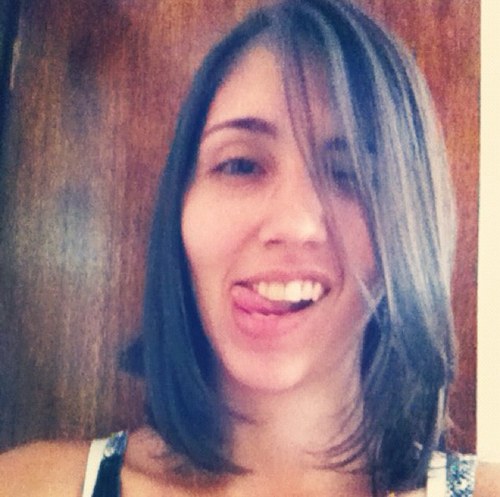 patydesign's profile picture. Uma Designer Gráfica formada. Amante de moda, design, mídias, e tudo mais. Baladeira de plantão, meio louca, meio sã.. uma parte de um mundo!