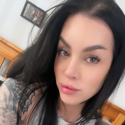Ts_pricilla's profile picture. Trans and proud 🥰just a rose trying to blossom in a world full of thorn🌹🏵️💐
