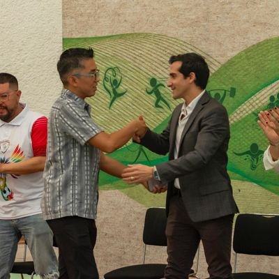 El Deporte es el mejor medio para erradicar la homotransbifobia en esta sociedad. Soy presidente de la @AnadeLgbt colaboro para @AsadMX y más
