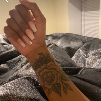 bigbootychezzz's profile picture. Here for a fun good time 💦👅💞