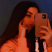 Vivi (@viviival) 's Twitter Profile