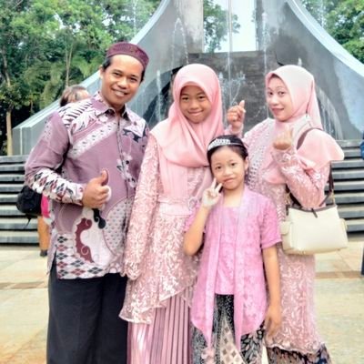 66Istiqomah's profile picture. selalu berupaya untuk merubah walau belum bisa merubah