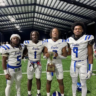 6’3 | 187 | C/O 2026 Brentwood high school Basketball Combo Guard | Football WR,CB Varsity/ Email:parrishzyion@gmail.com/📲 478-232-4379: NCAA# 2505609470