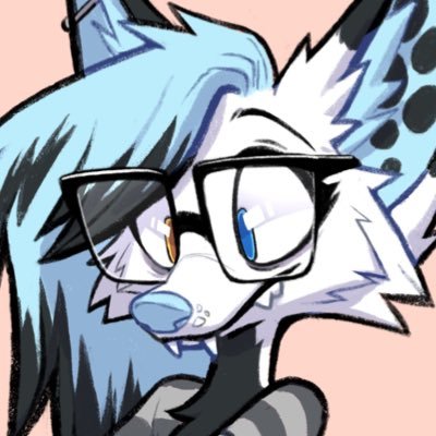 A small fox-bat creature who makes art for a living. ⚠️Do not feed poptarts!!!!⚠️ Commission info in carrd