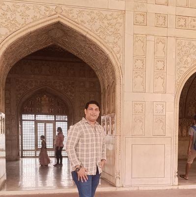 I work as a physiotherapist specializing in pulmonary rehabilitation, and I am also engaged in research on the impact of PR on various lung conditions