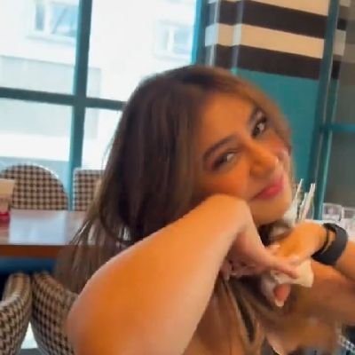 dreamerrgurrlll's profile picture. fiction over reality