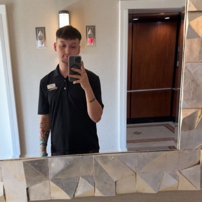 XXXGrey0's profile picture. 18+