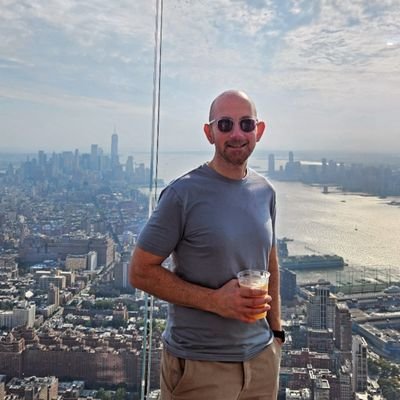Journalist covering racing, greyhounds and boxing. All views my own