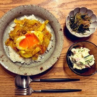 料理は恋愛のようなもの。思い切りやるか、まったくやらないかのどちらかだ。」 - ハリエット・ヴァン・ホーン